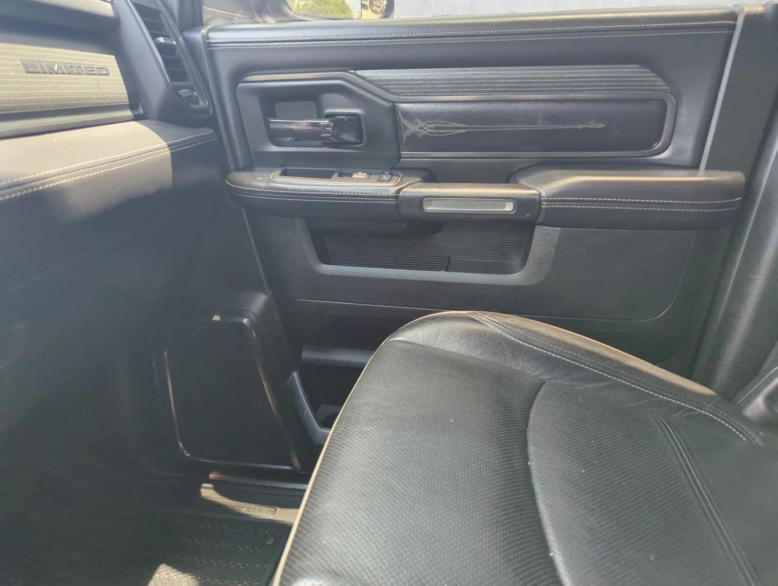 2022 RAM 2500 Limited 4x4 Mega Cab 6'4" Box