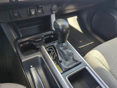 2020 Toyota Tacoma 2WD 2WD SR5 Double Cab 5' Bed V6 AT (GS)