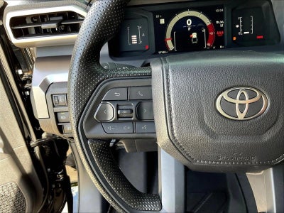 2026 Toyota Tacoma 2WD 2WD SR5 Double Cab 5' Bed AT (SE)