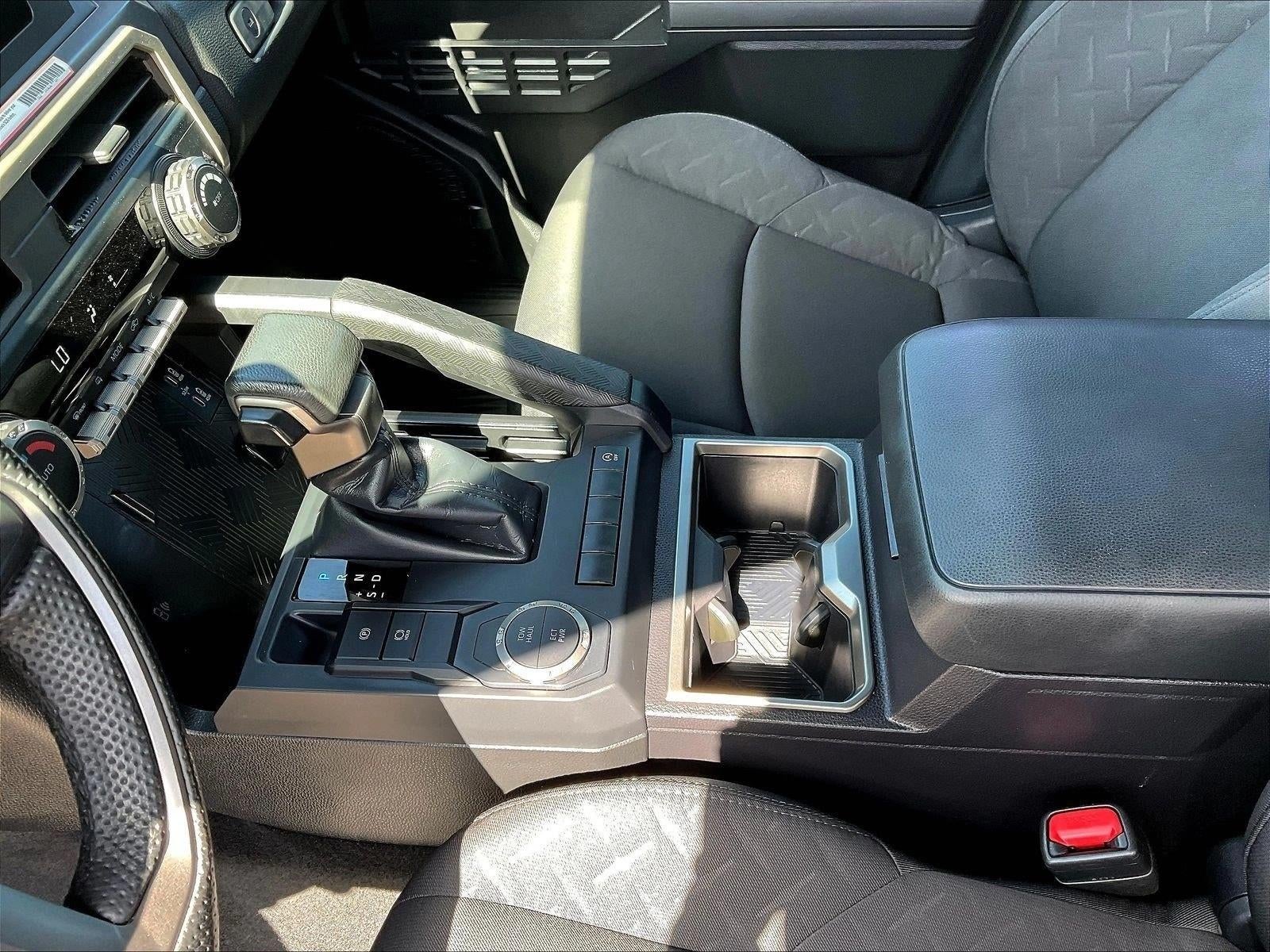 2024 Toyota Tacoma 2WD 2WD SR5 Double Cab 5' Bed AT (Natl)