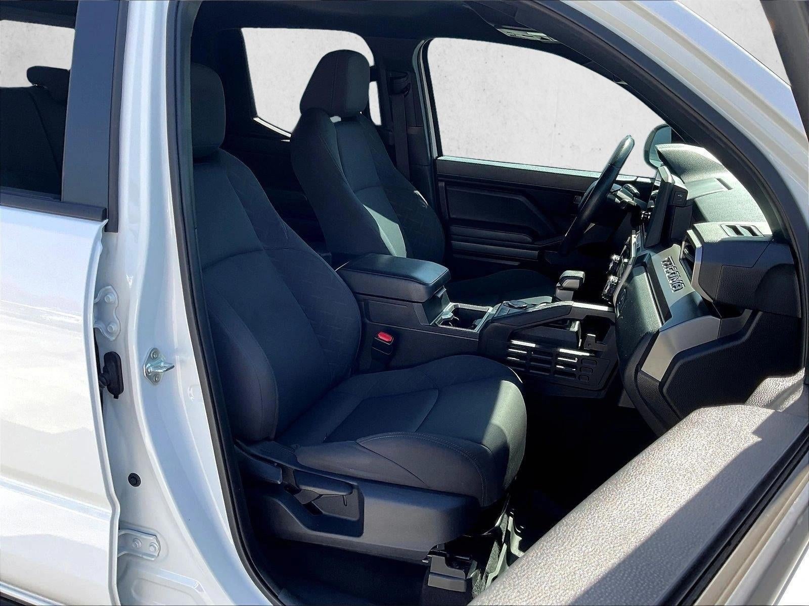2024 Toyota Tacoma 2WD 2WD SR5 Double Cab 5' Bed AT (Natl)