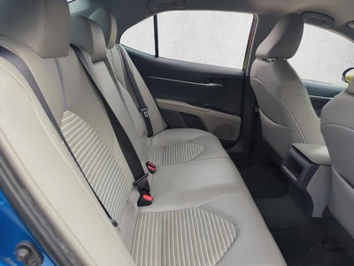 2018 Toyota Camry SE Auto (SE)