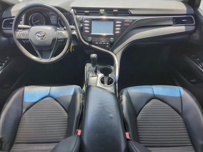 2019 Toyota Camry SE Auto (SE)
