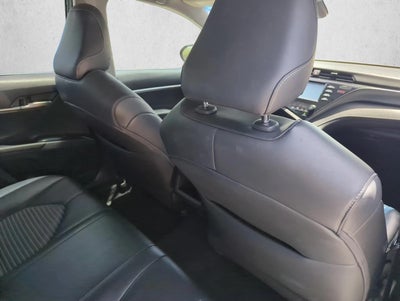 2019 Toyota Camry SE Auto (SE)