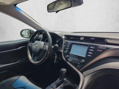 2019 Toyota Camry SE Auto (SE)
