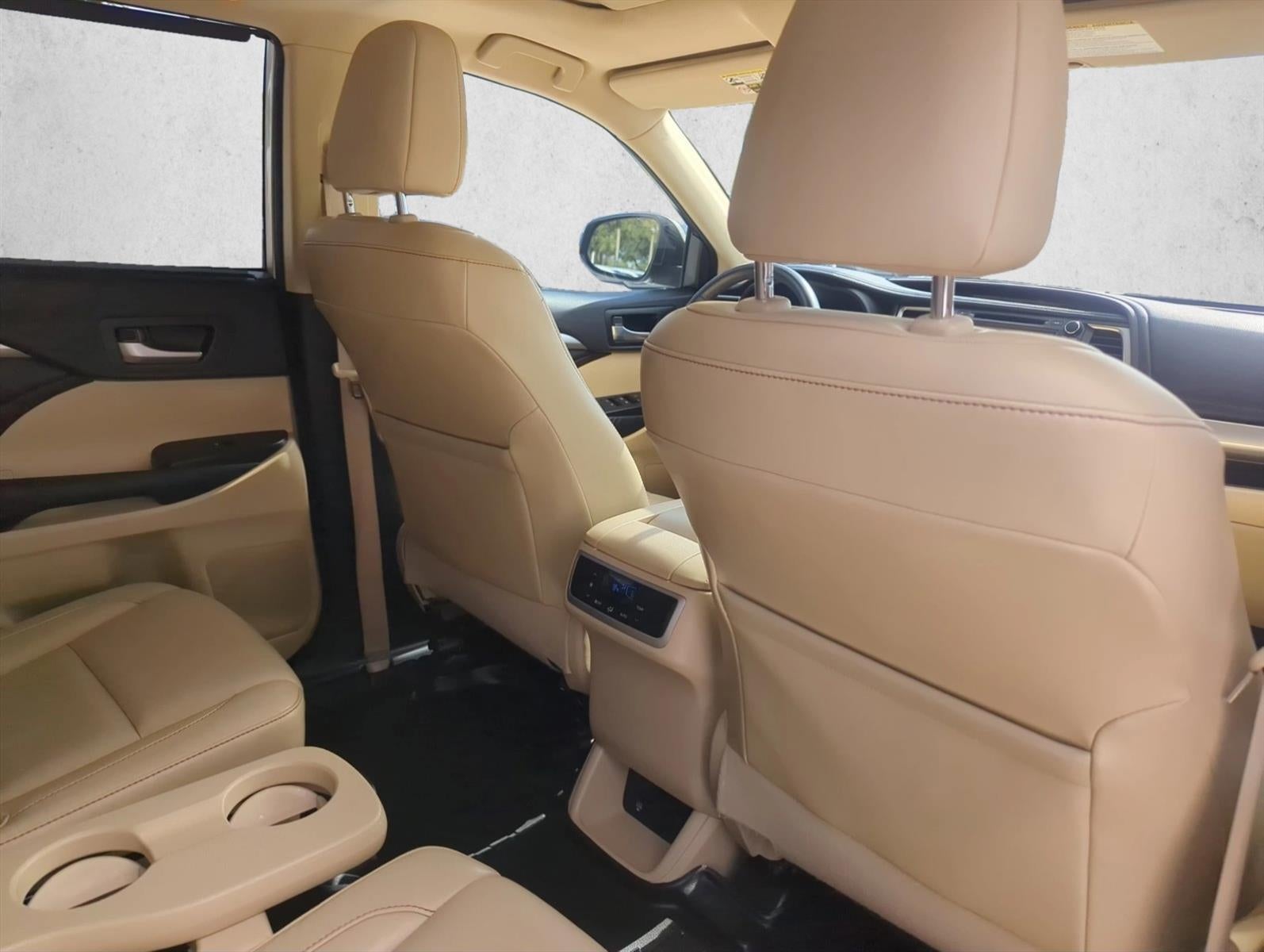 2015 Toyota Highlander FWD 4dr V6 XLE (Natl)