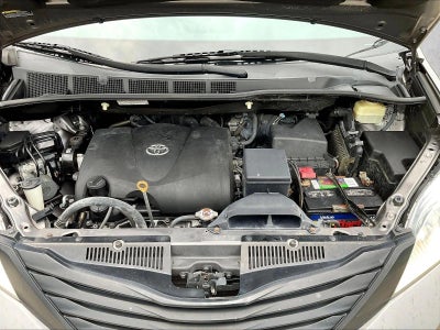 2017 Toyota Sienna L FWD 7-Passenger (Natl)