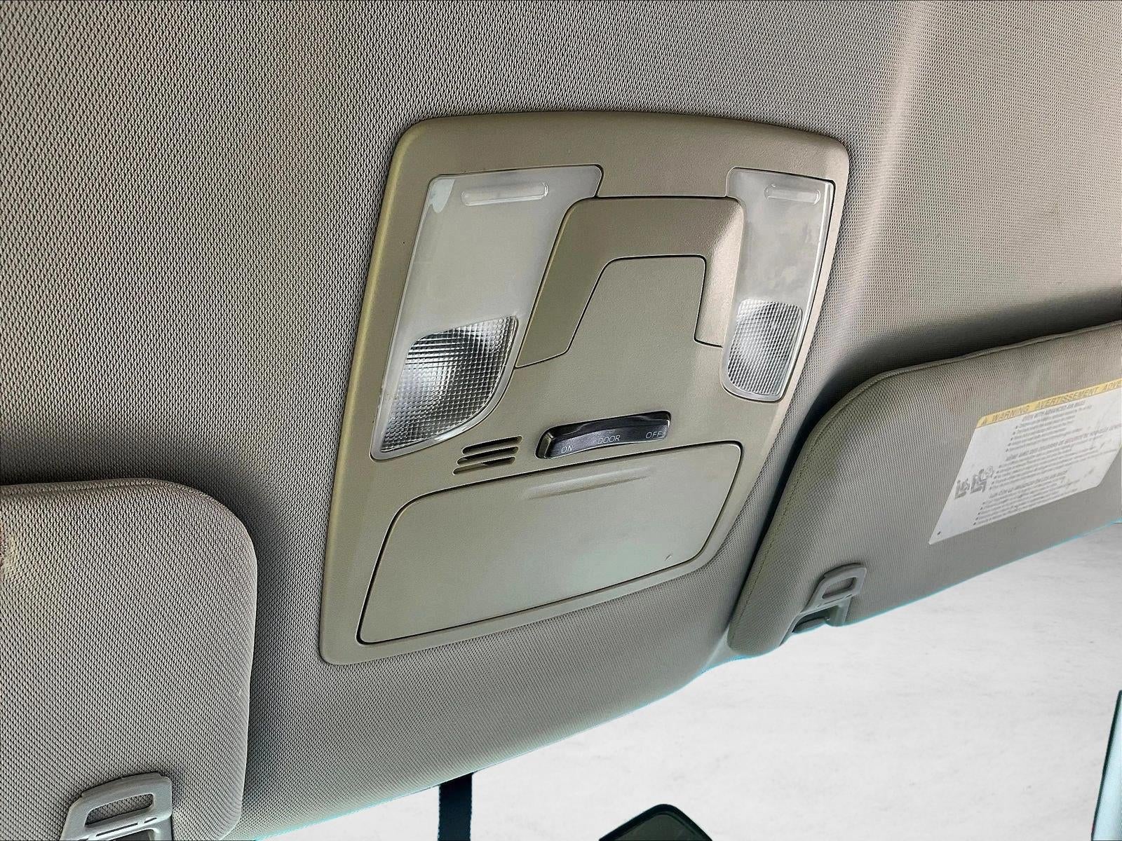 2017 Toyota Sienna L FWD 7-Passenger (Natl)