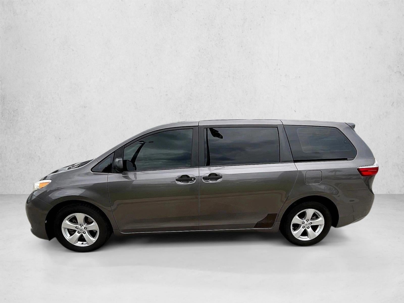 2017 Toyota Sienna L FWD 7-Passenger (Natl)