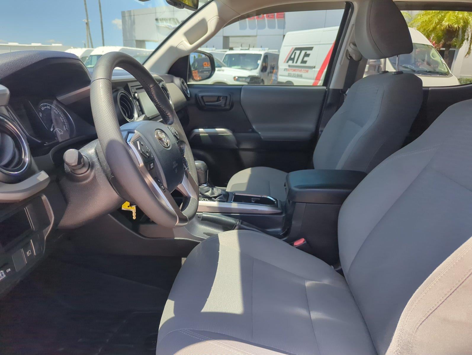 2019 Toyota Tacoma 2WD 2WD SR5 Double Cab 5' Bed V6 AT (GS)