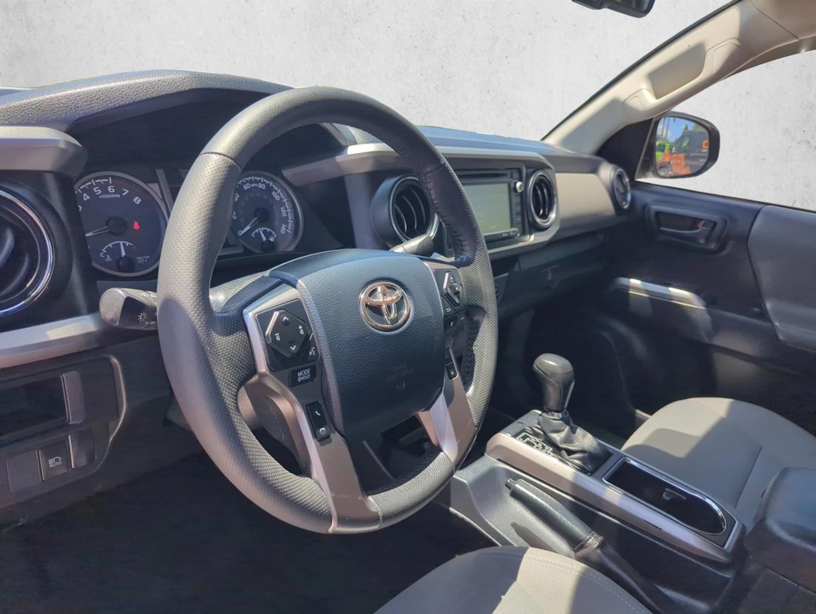 2019 Toyota Tacoma 2WD 2WD SR5 Double Cab 5' Bed V6 AT (GS)