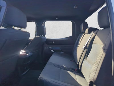 2025 Toyota Tundra 4WD 4WD SR5 CrewMax 5.5' Bed (Natl)