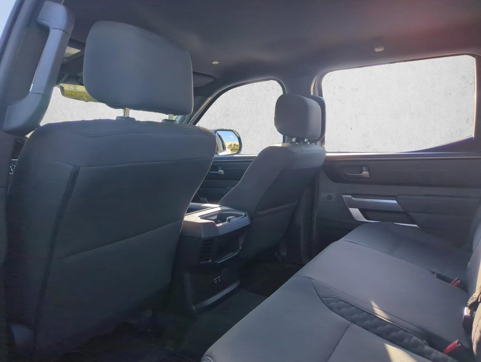 2025 Toyota Tundra 4WD 4WD SR5 CrewMax 5.5' Bed (Natl)