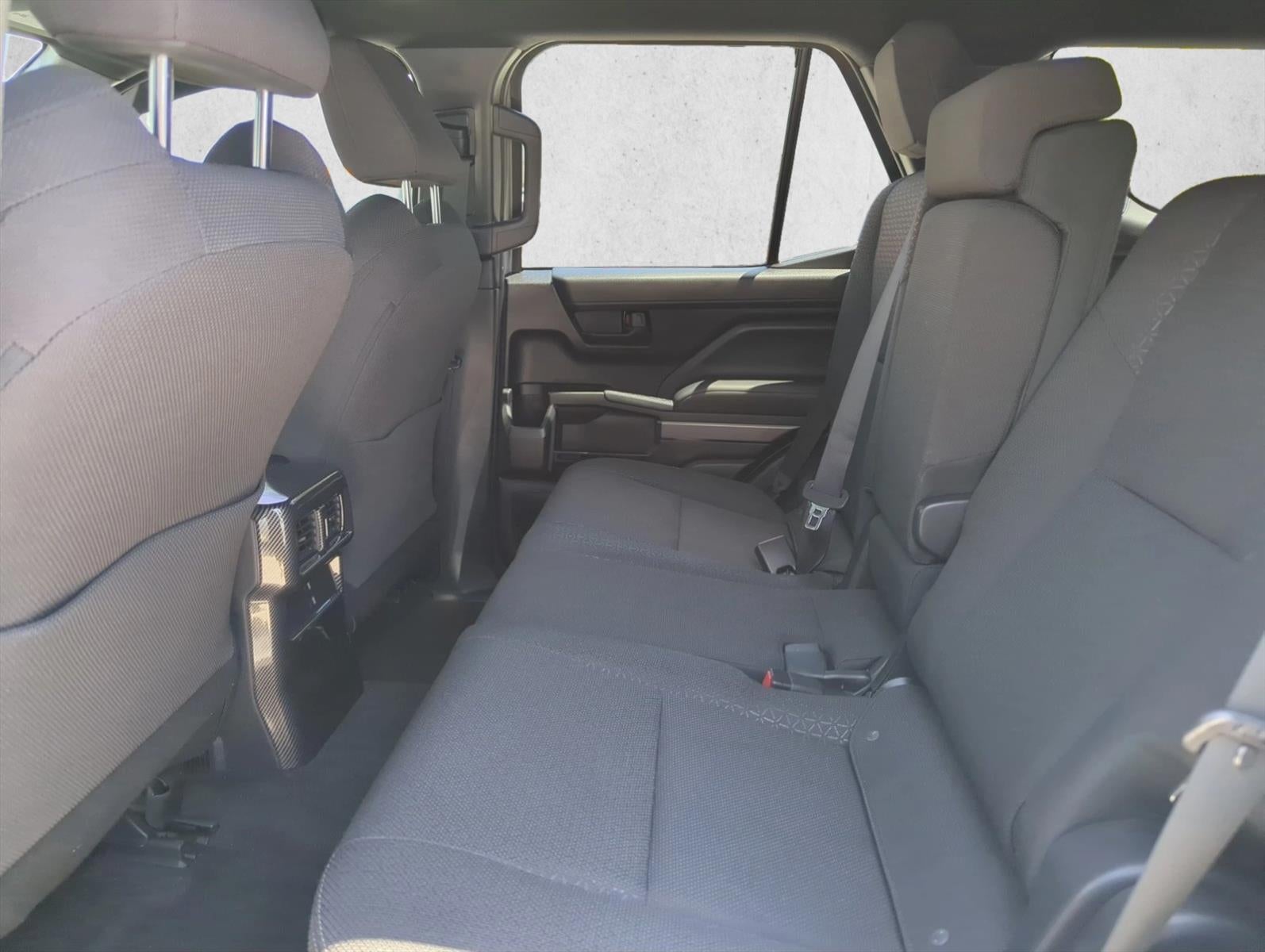 2025 Toyota 4Runner SR5 4WD (GS)