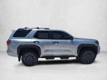 2025 Toyota 4Runner SR5 4WD (GS)