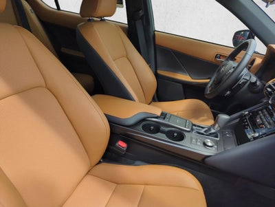 2025 Lexus IS 350 F SPORT Design RWD