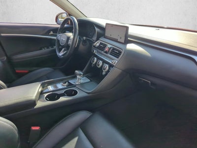 2022 Genesis G70 2.0T RWD