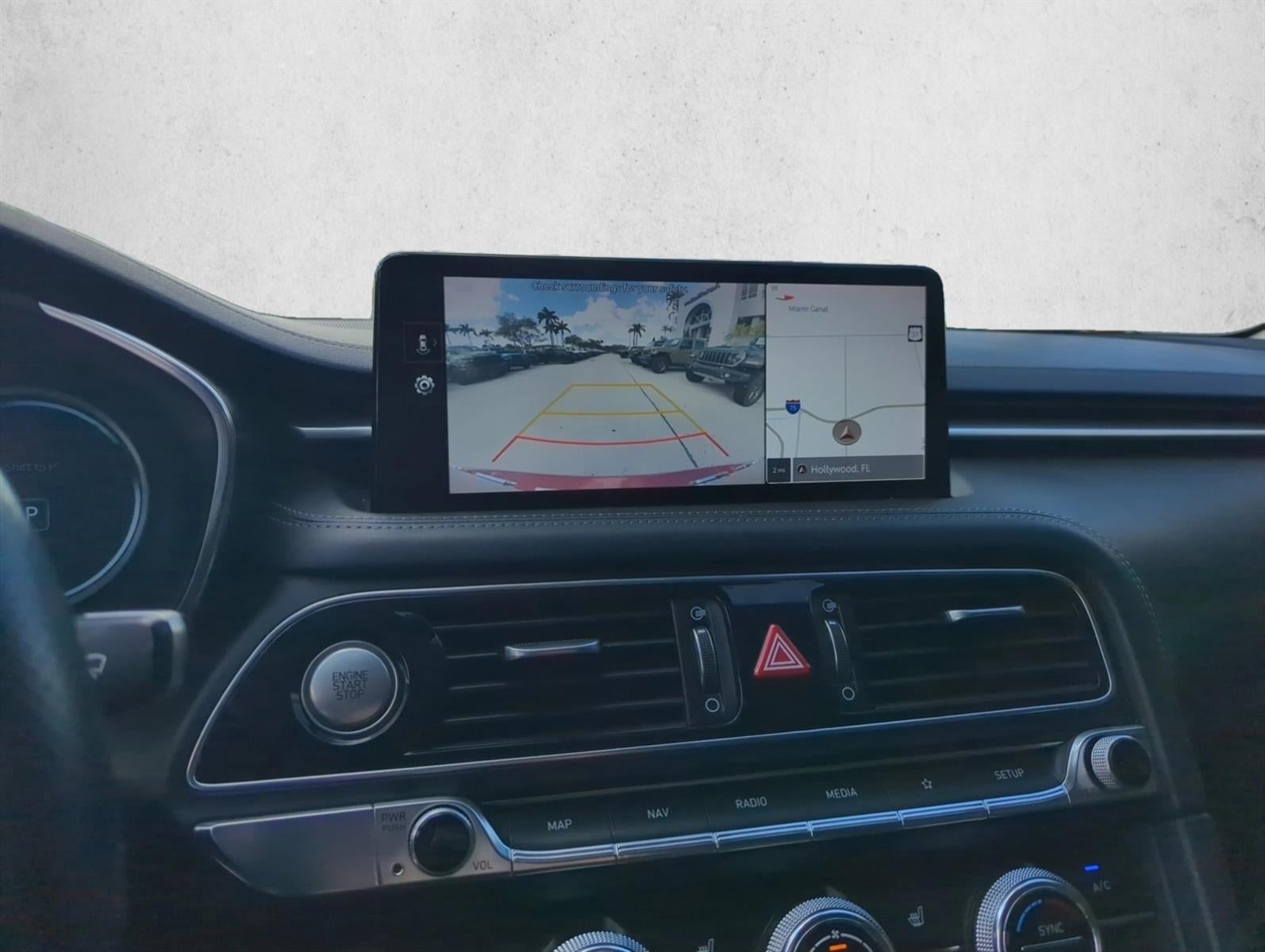 2022 Genesis G70 2.0T RWD