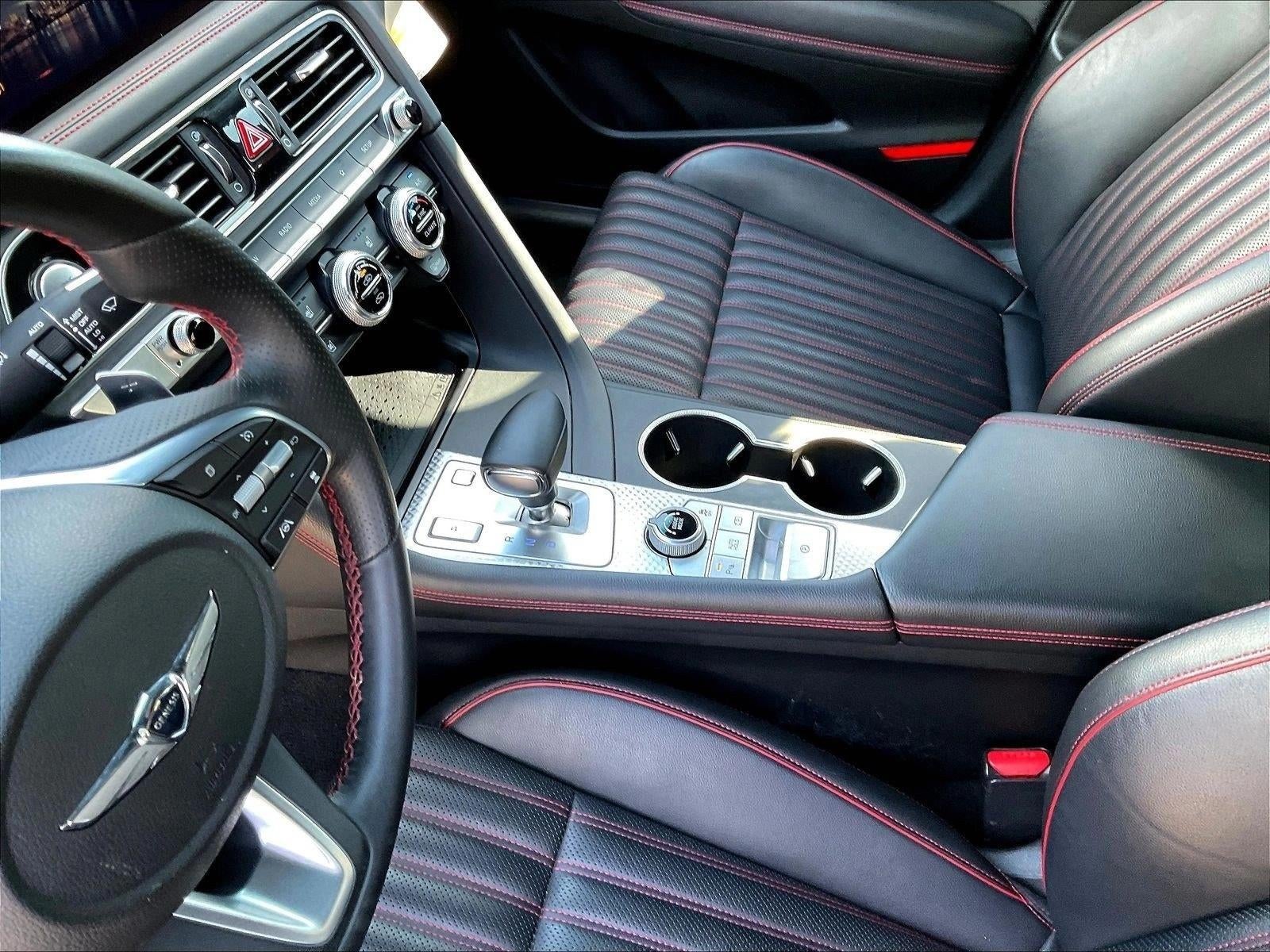 2023 Genesis G70 2.0T RWD