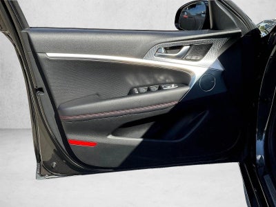2023 Genesis G70 2.0T RWD