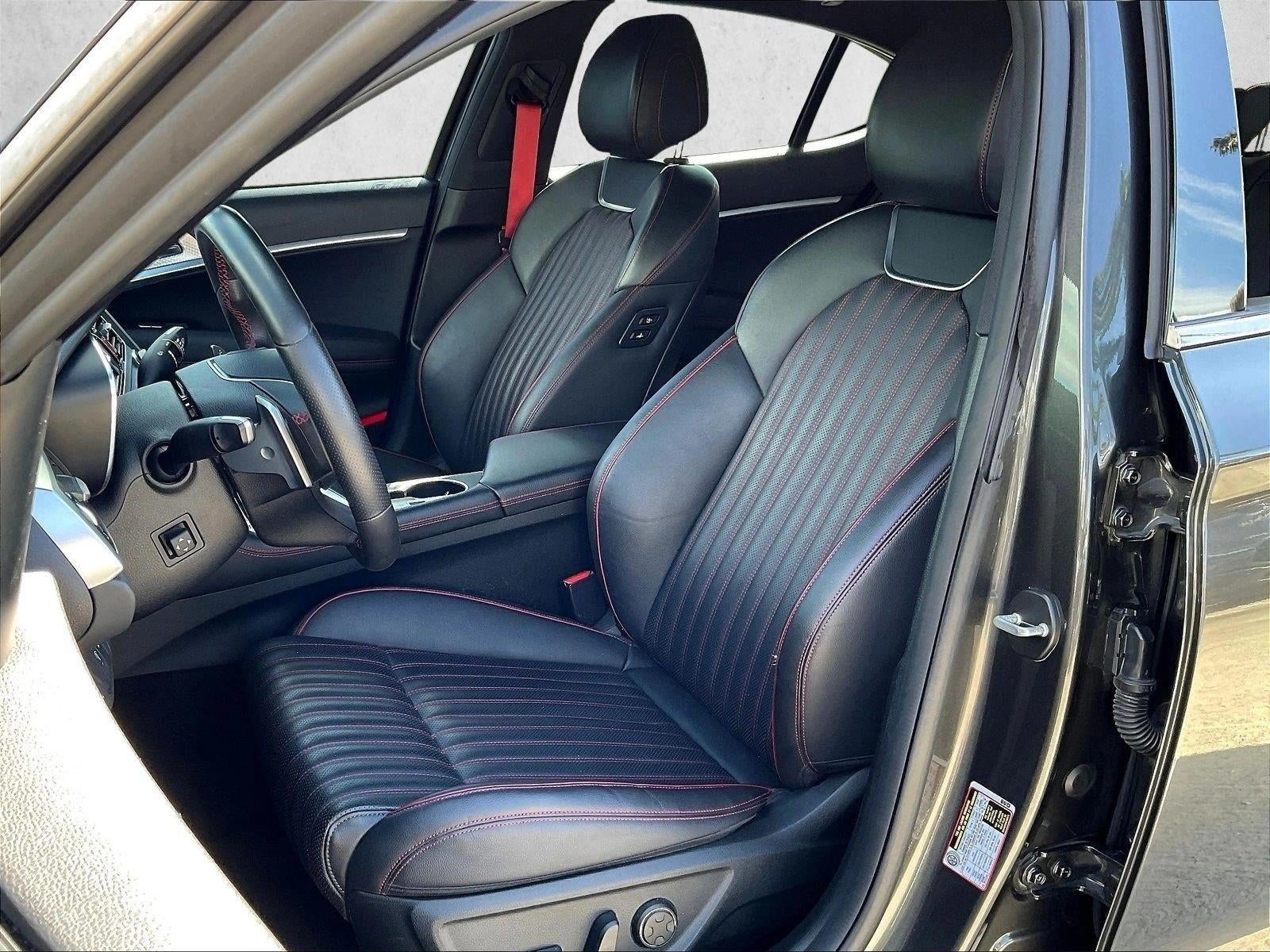 2023 Genesis G70 2.0T RWD
