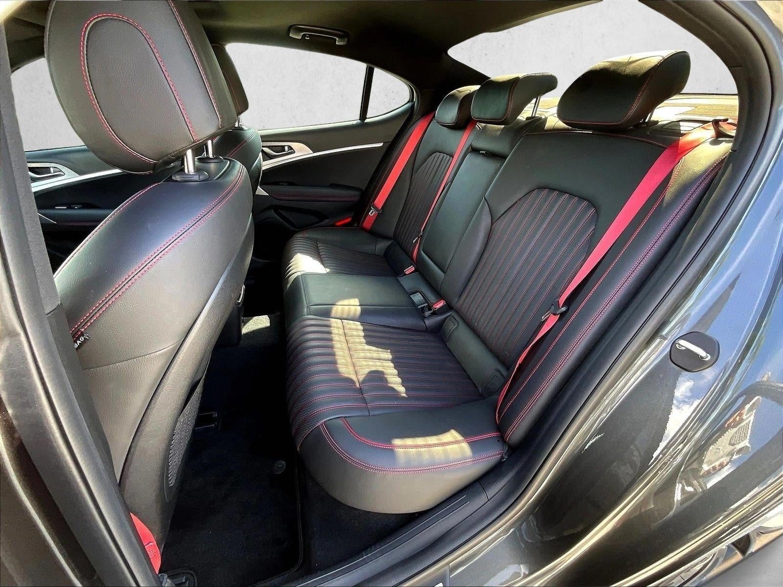 2023 Genesis G70 2.0T RWD