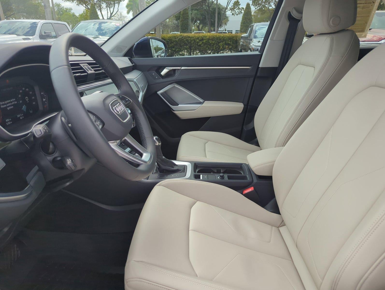 2025 Audi Q3 S line Premium 45 TFSI quattro