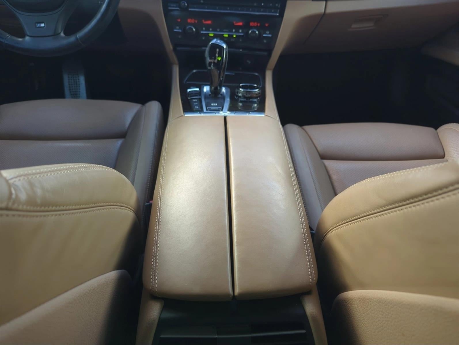 2015 BMW 750i xDrive Sedan