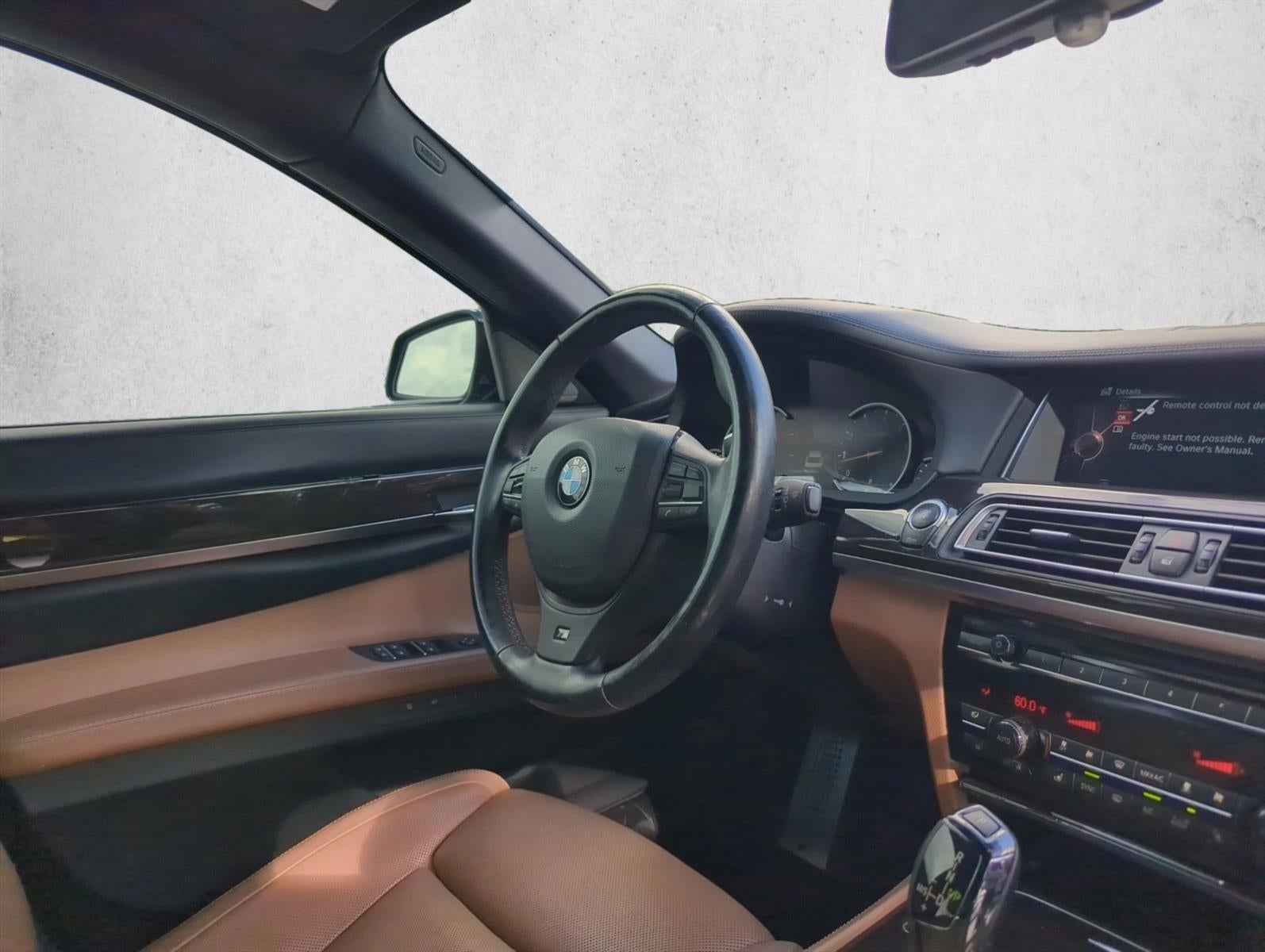 2015 BMW 750i xDrive Sedan