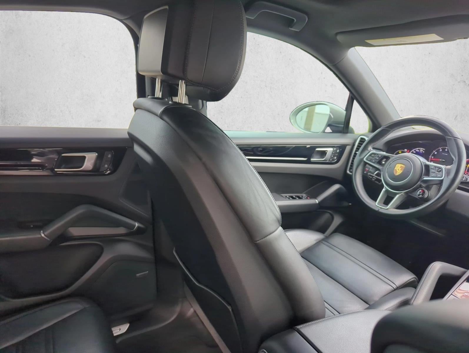 2022 Porsche Cayenne Platinum Edition Coupe AWD