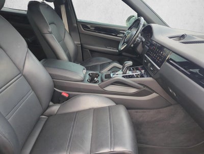 2022 Porsche Cayenne Platinum Edition Coupe AWD