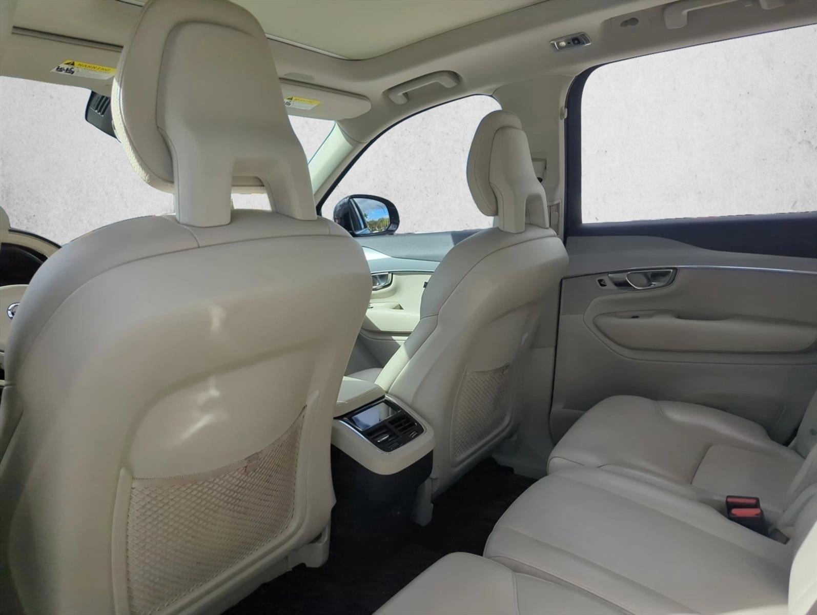 2021 Volvo XC90 T5 FWD Momentum 7P