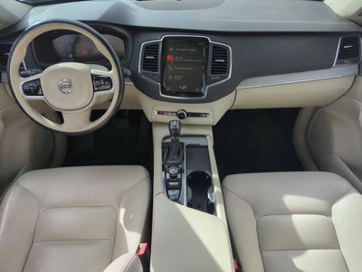 2021 Volvo XC90 T5 FWD Momentum 7P