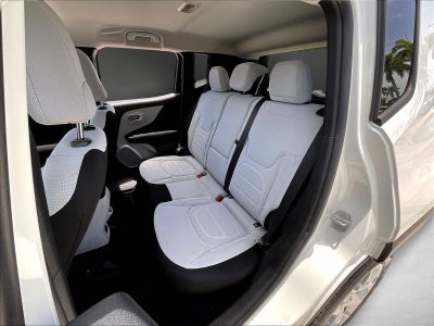 2018 Jeep Renegade Latitude FWD