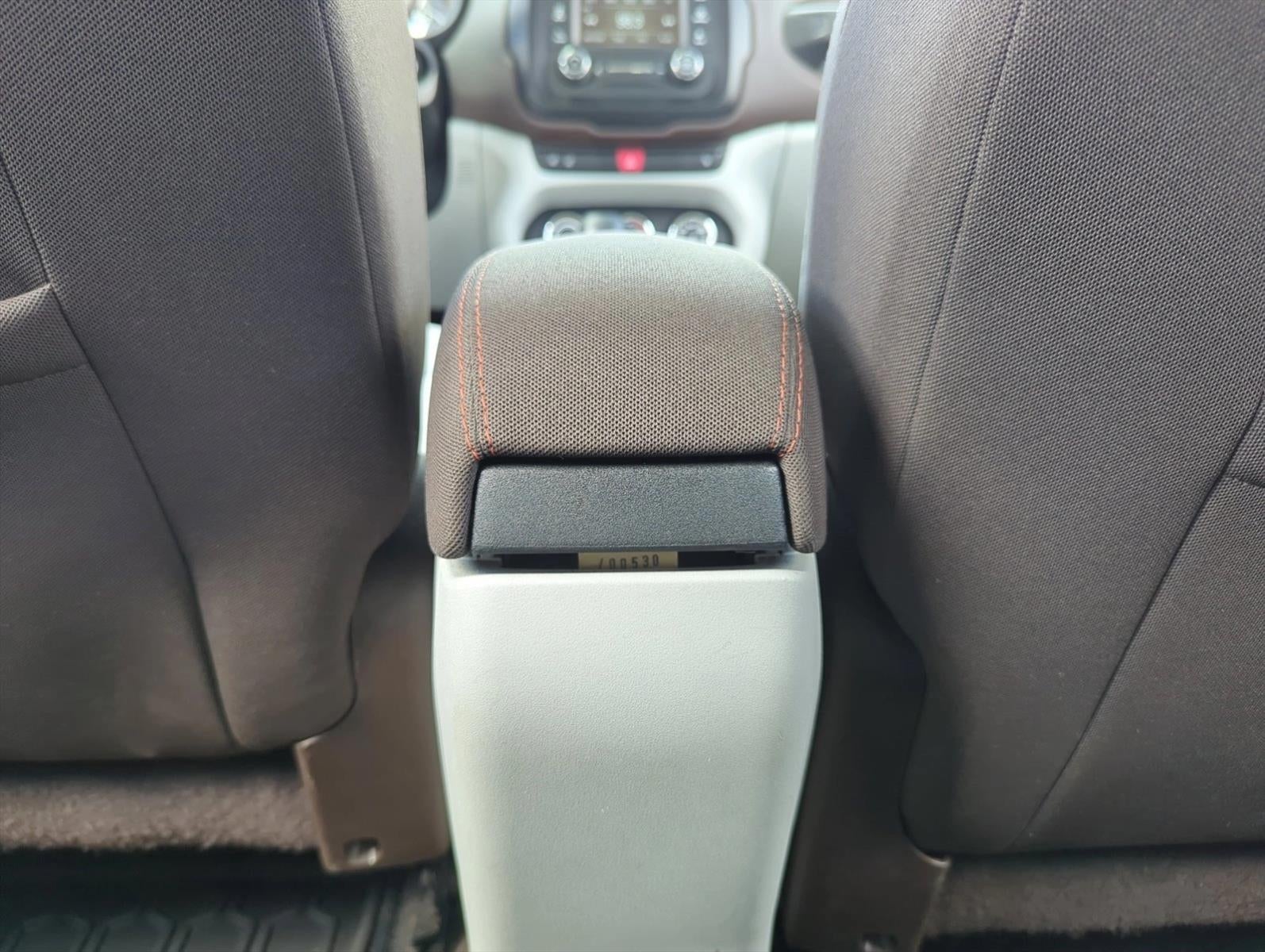 2015 Jeep Renegade FWD 4dr Latitude