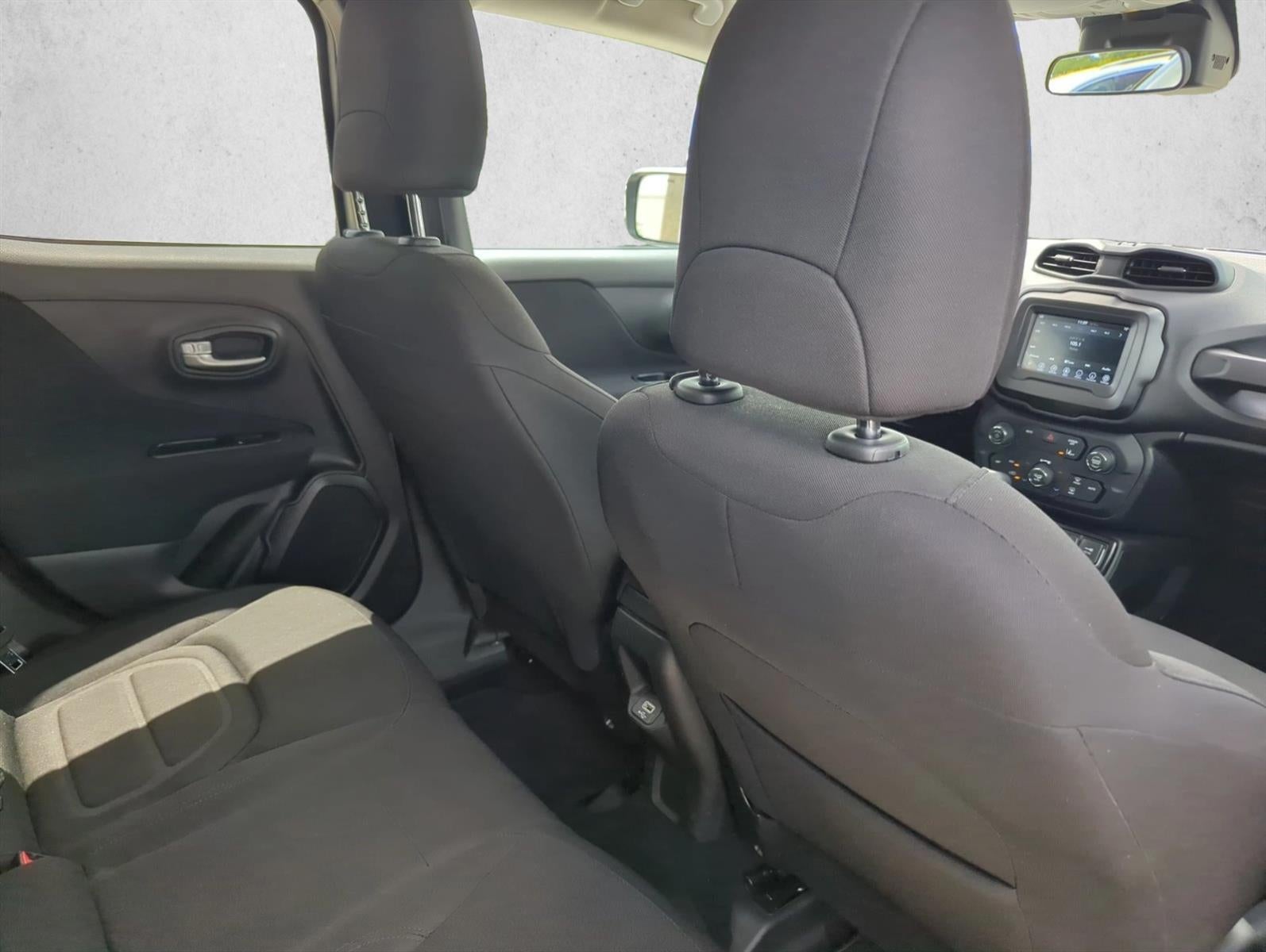2021 Jeep Renegade Latitude FWD