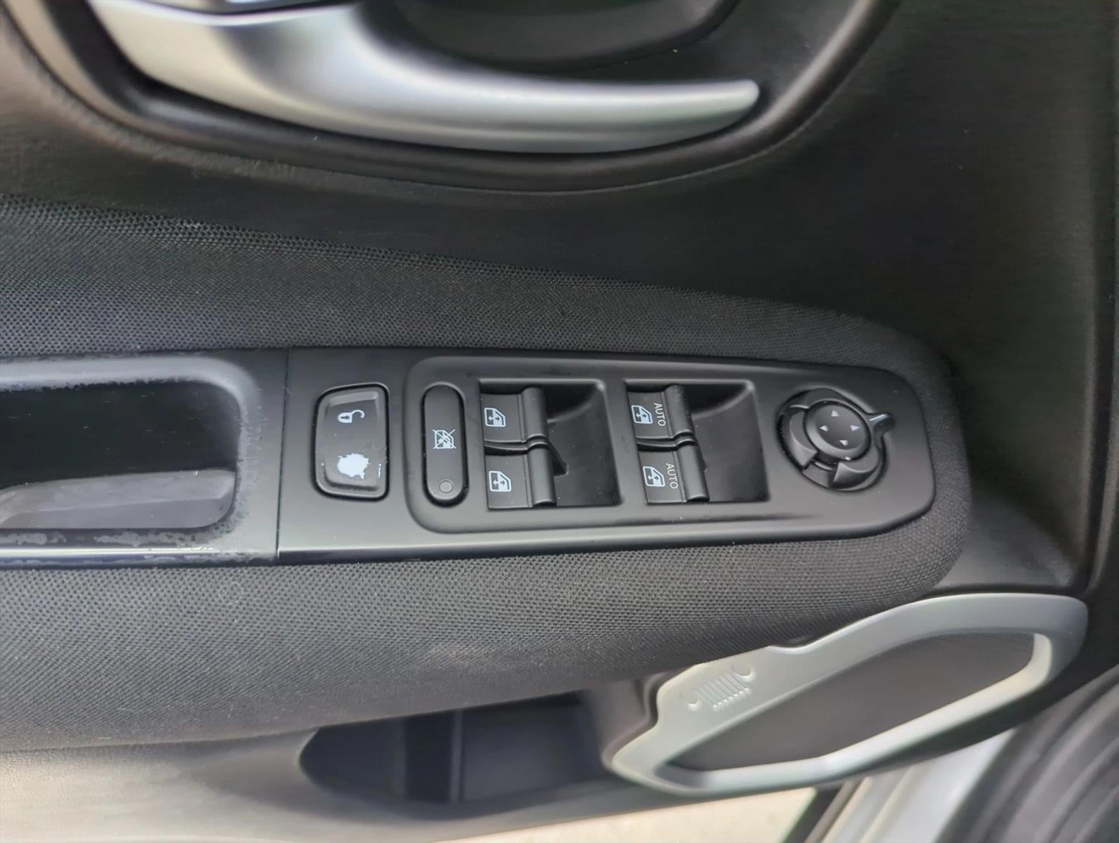 2021 Jeep Renegade Latitude FWD