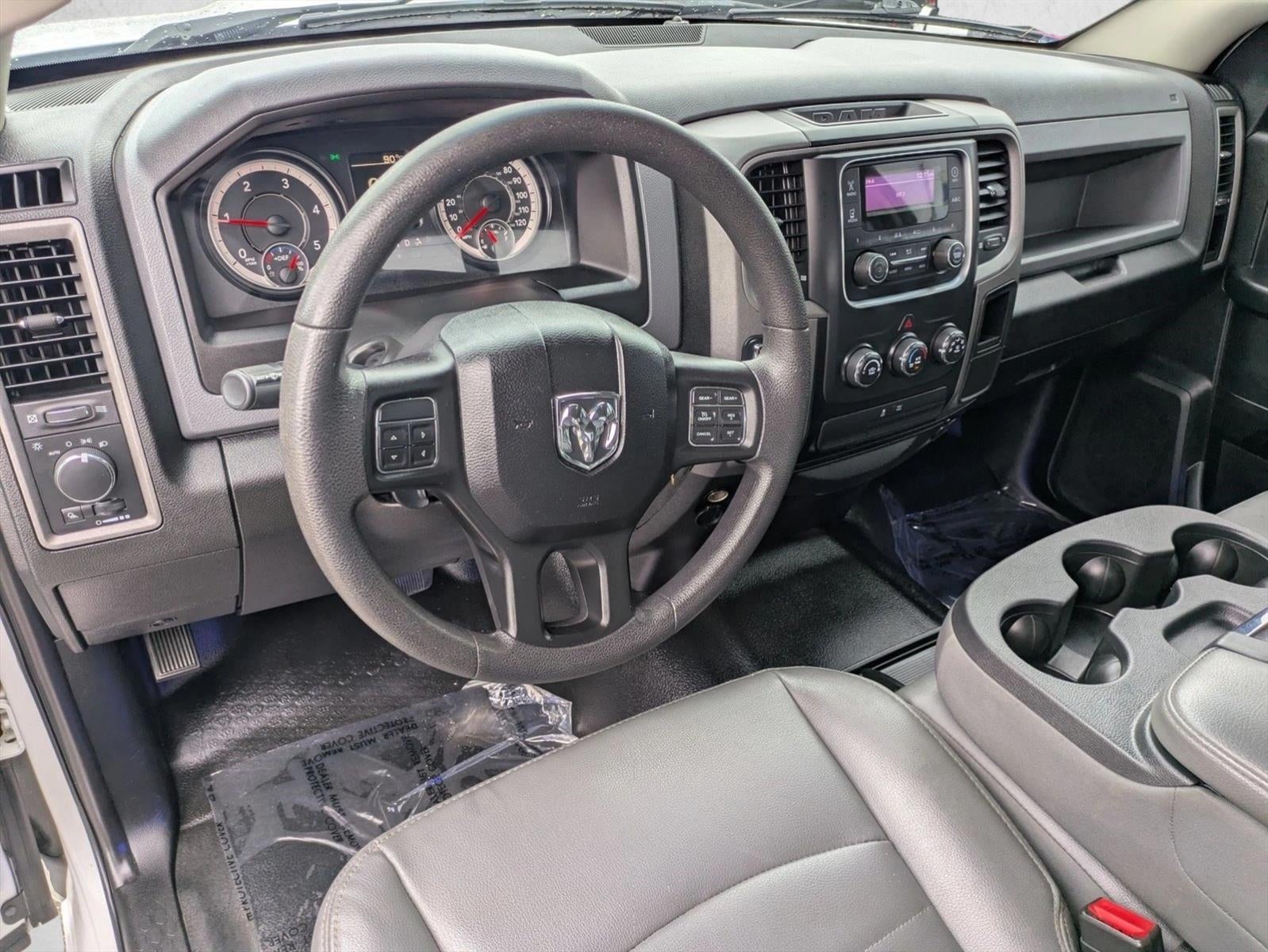 2019 RAM 1500 Classic Tradesman 4x2 Crew Cab 5'7" Box