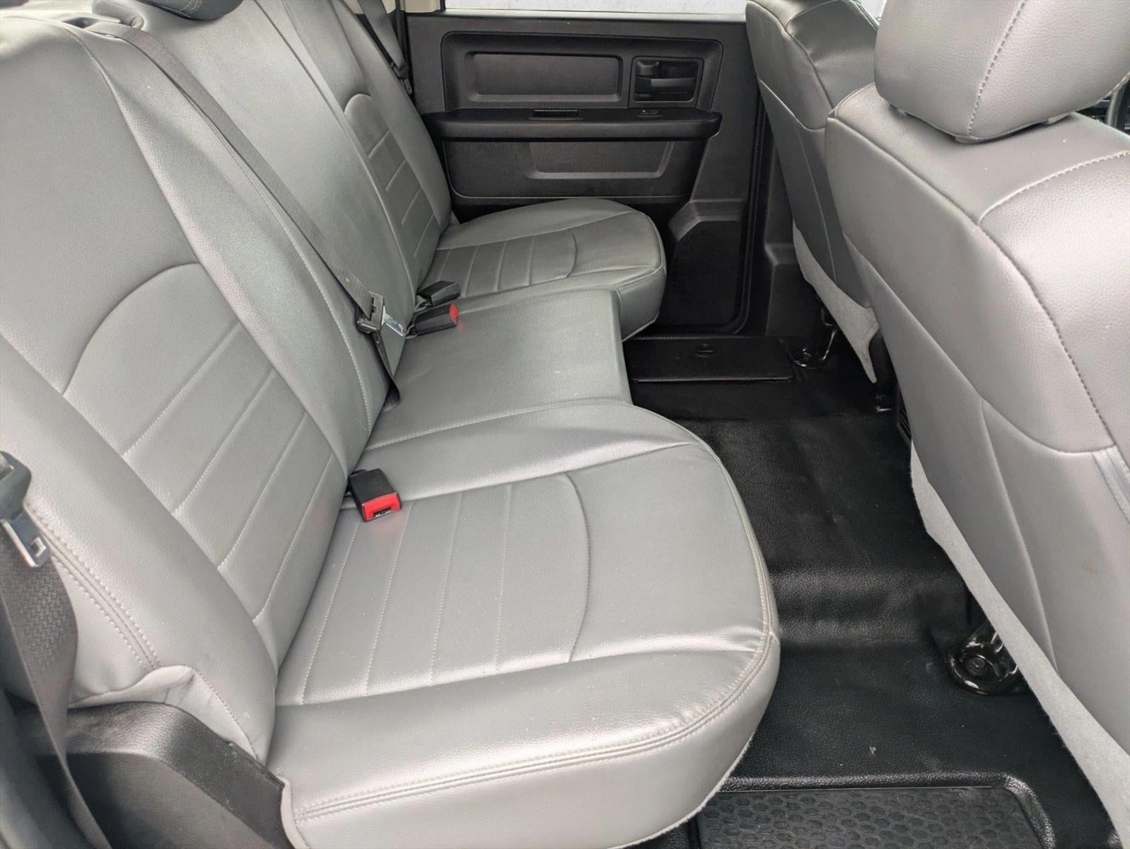 2019 RAM 1500 Classic Tradesman 4x2 Crew Cab 5'7" Box