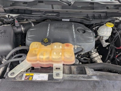 2019 RAM 1500 Classic Tradesman 4x2 Crew Cab 5'7" Box