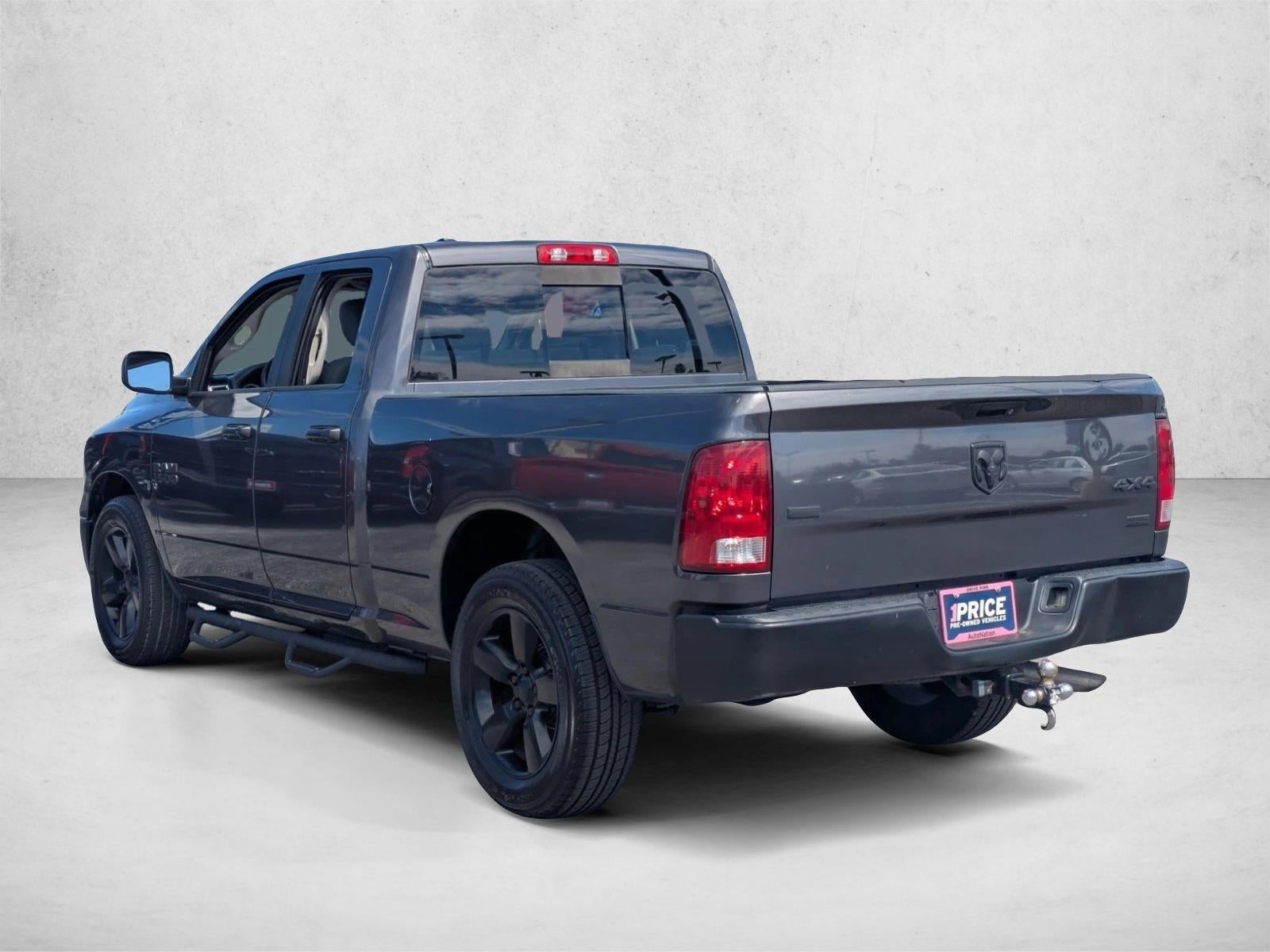 2017 RAM 1500 SLT 4x4 Quad Cab 6'4" Box