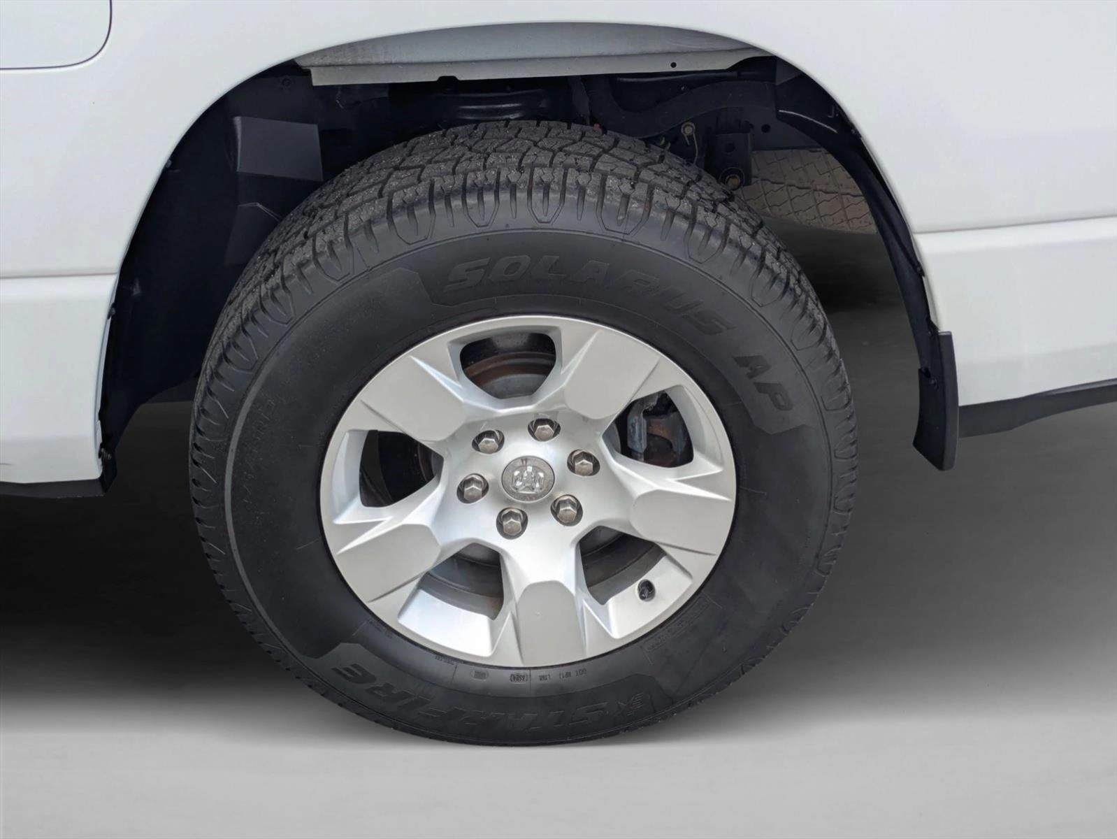 2022 RAM 1500 Big Horn 4x2 Quad Cab 6'4" Box