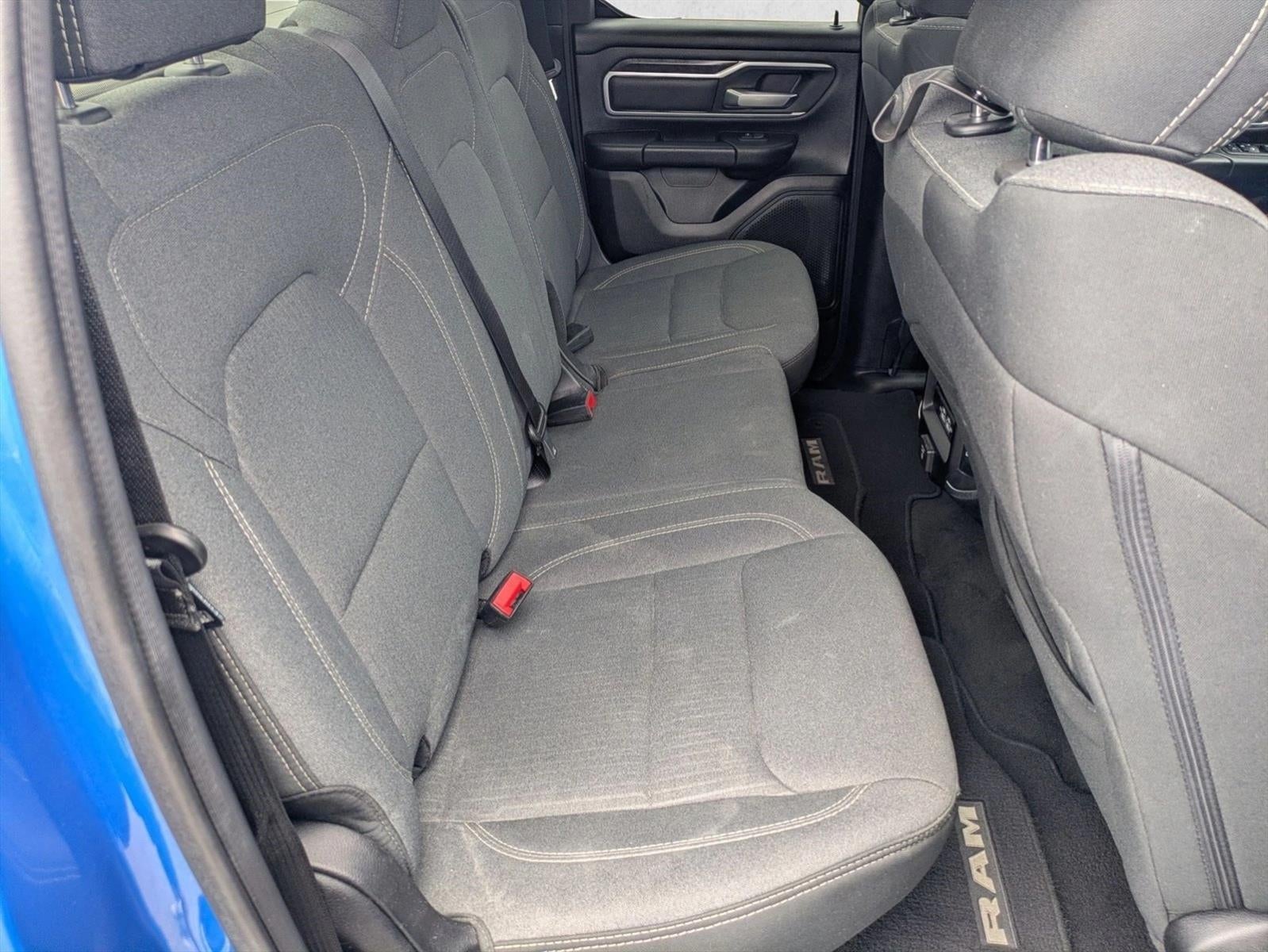2022 RAM 1500 Big Horn 4x2 Quad Cab 6'4" Box
