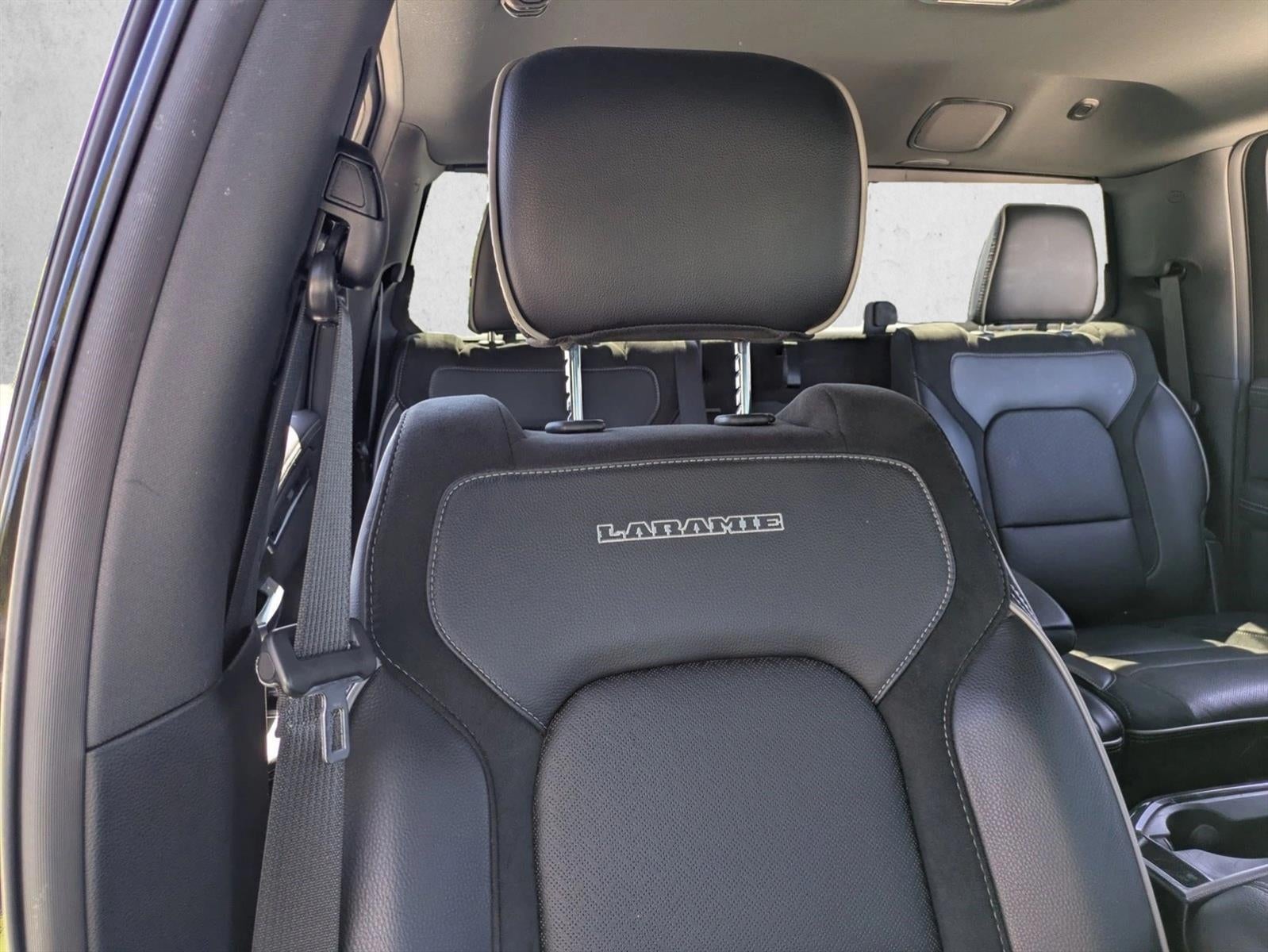 2021 RAM 1500 Laramie 4x4 Crew Cab 5'7" Box