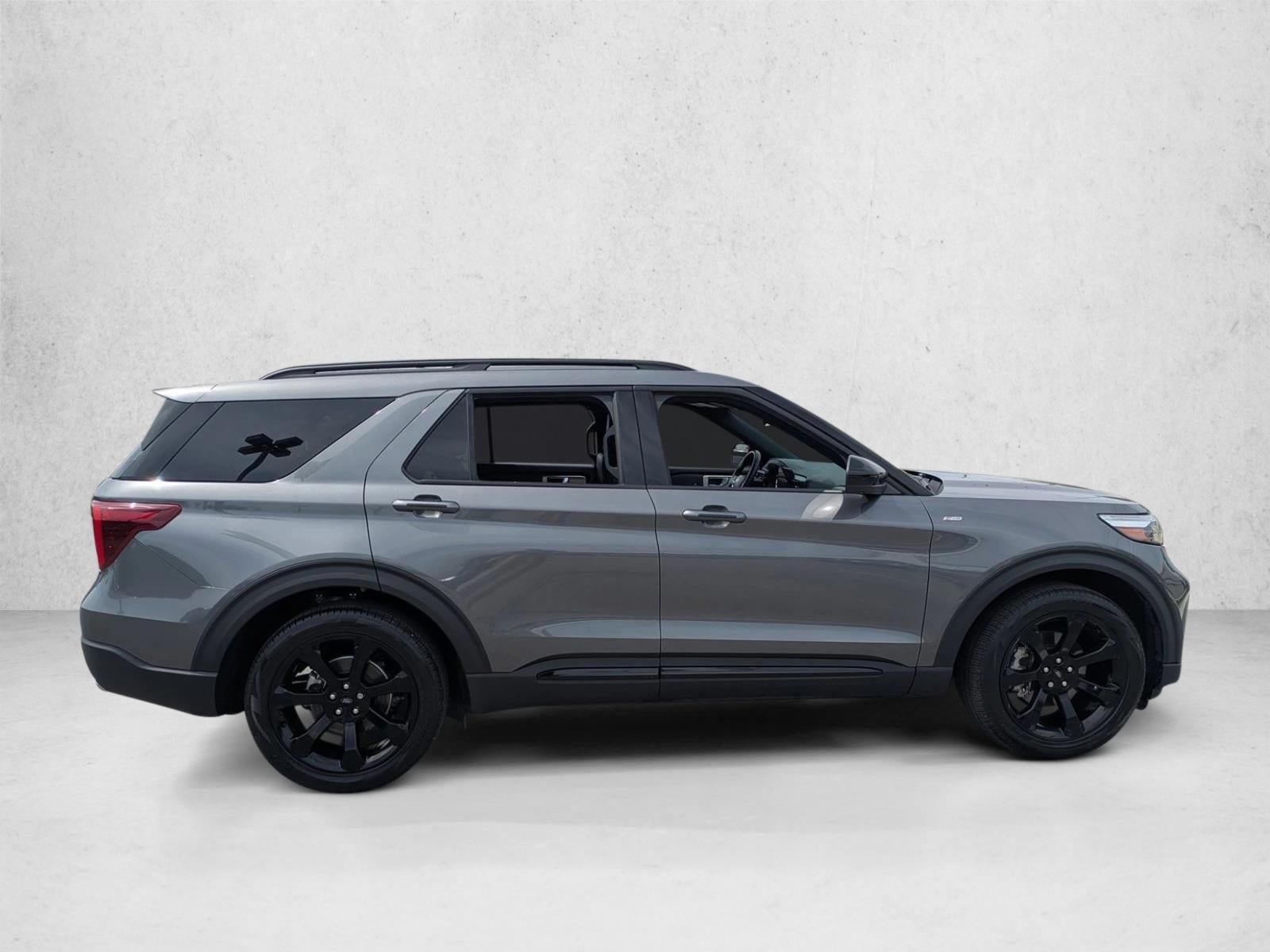 2023 Ford Explorer ST-Line RWD