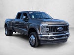 2023 Ford Super Duty F-450 DRW LARIAT 4WD Crew Cab 8' Box