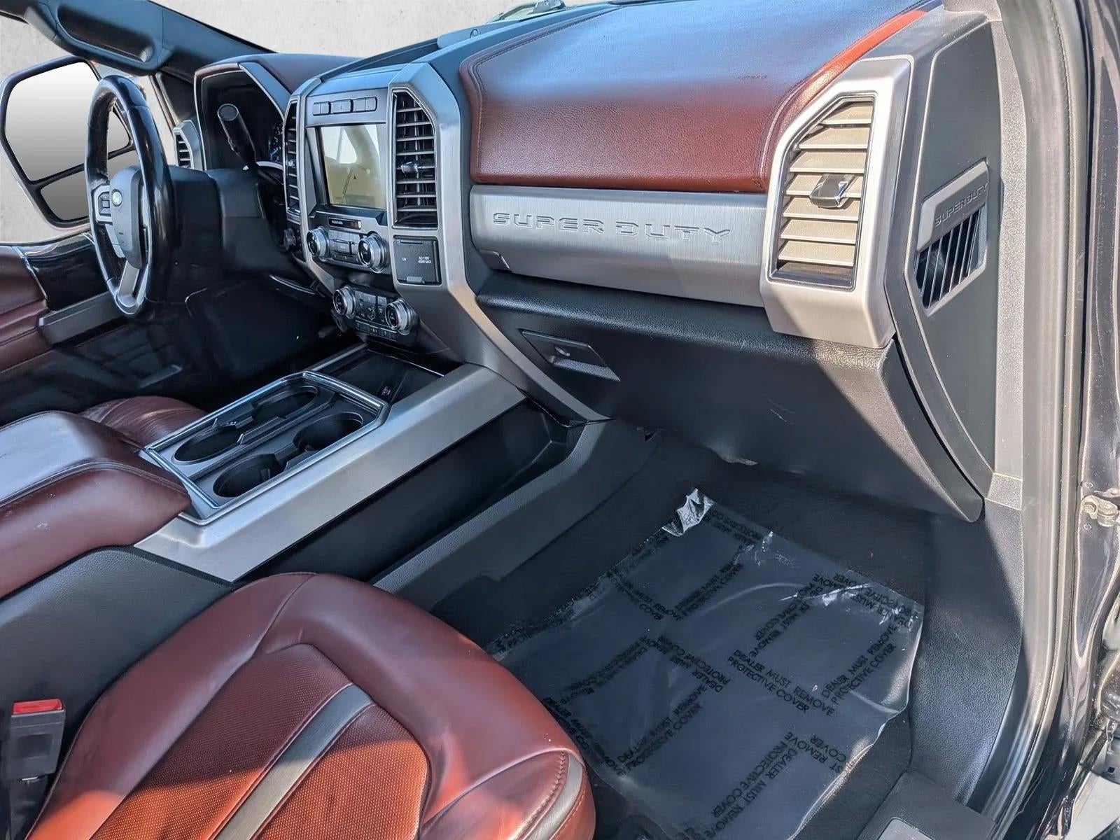 2020 Ford Super Duty F-450 DRW Platinum 4WD Crew Cab 8' Box