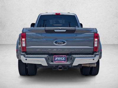 2022 Ford Super Duty F-450 DRW LARIAT 4WD Crew Cab 8' Box