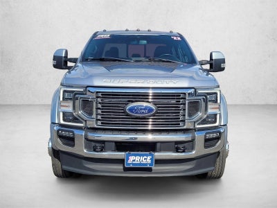 2022 Ford Super Duty F-450 DRW LARIAT 4WD Crew Cab 8' Box