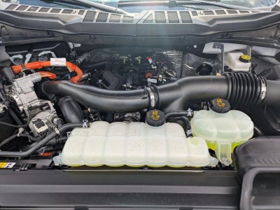 2025 Ford F-150 LARIAT 4WD SuperCrew 5.5' Box